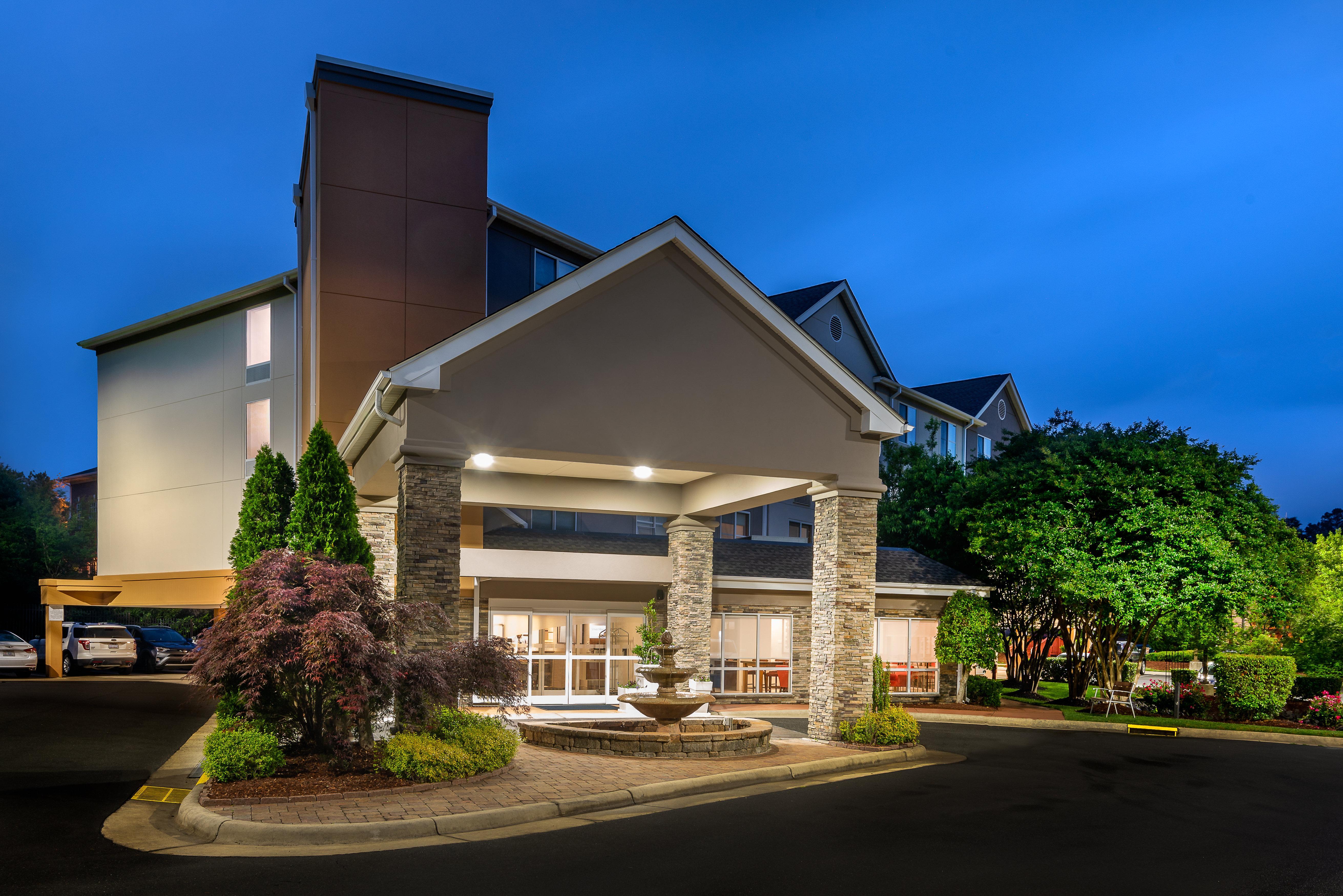 Holiday Inn Express Chapel Hill By Ihg Extérieur photo