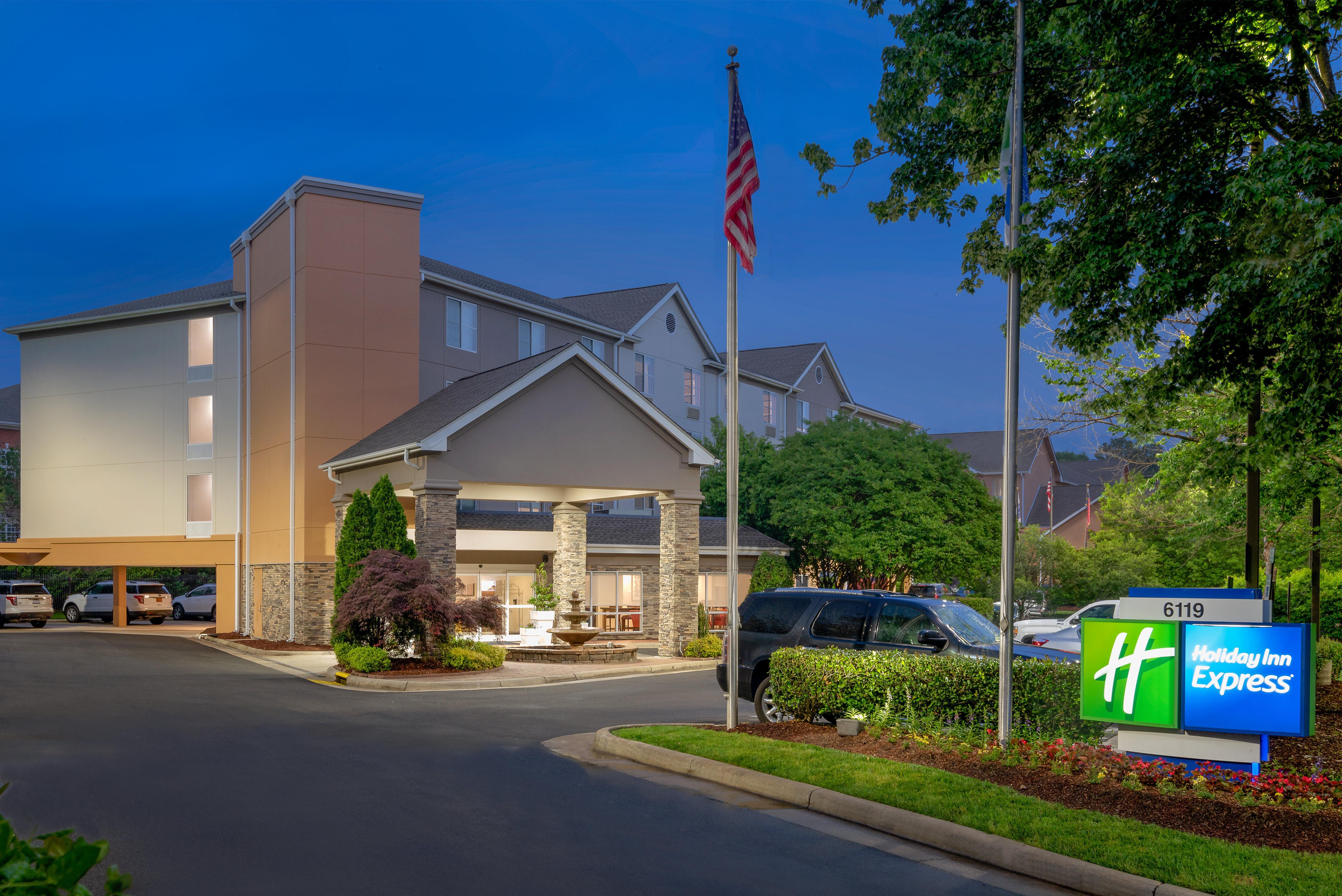 Holiday Inn Express Chapel Hill By Ihg Extérieur photo