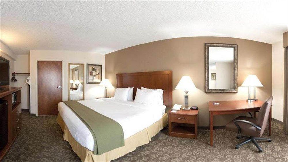 Holiday Inn Express Chapel Hill By Ihg Extérieur photo