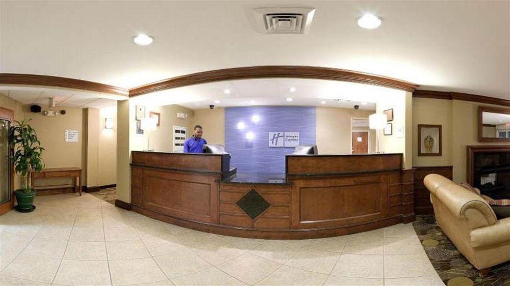 Holiday Inn Express Chapel Hill By Ihg Extérieur photo