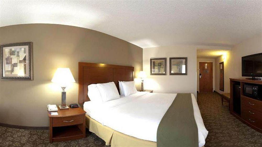 Holiday Inn Express Chapel Hill By Ihg Extérieur photo