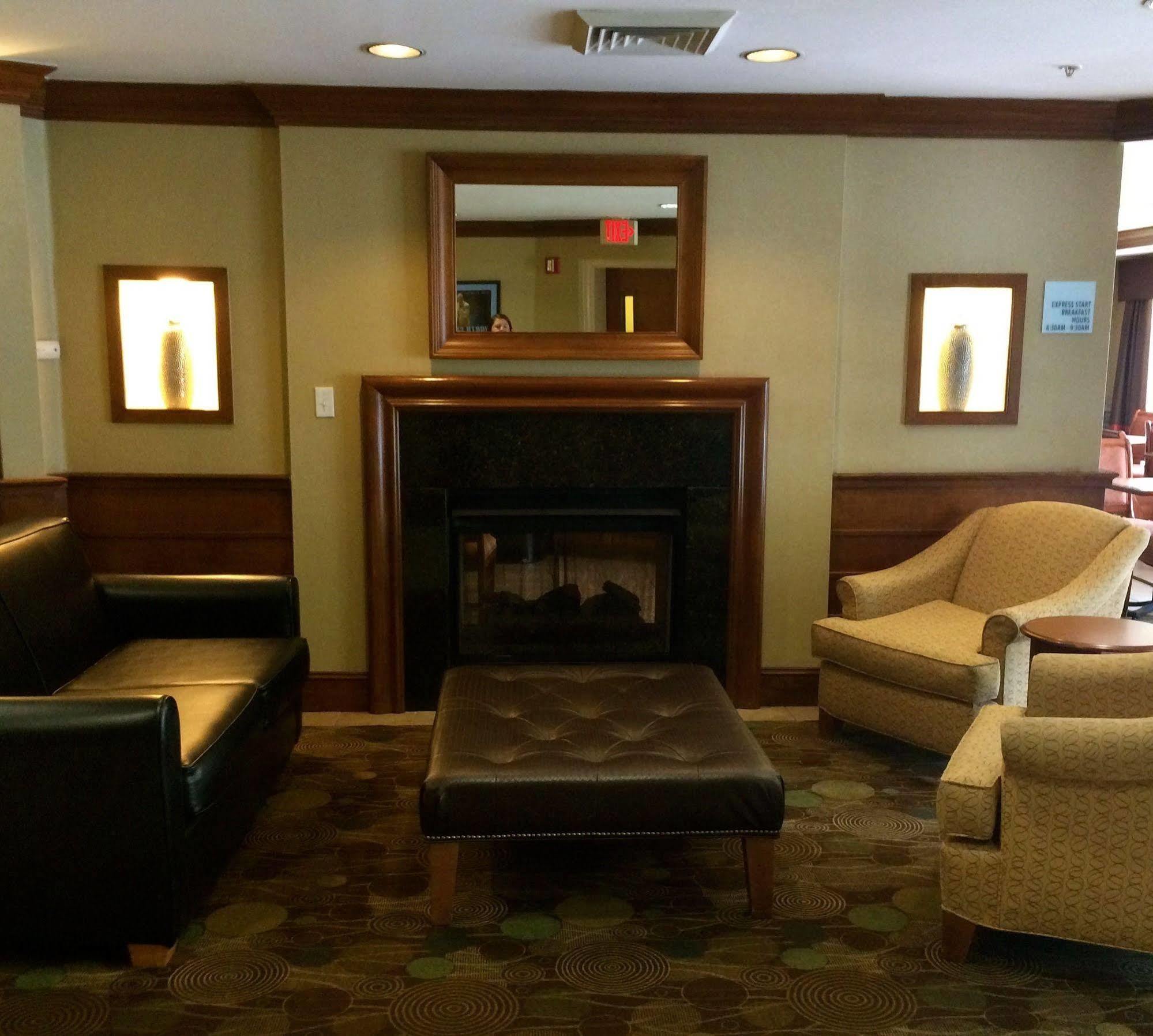 Holiday Inn Express Chapel Hill By Ihg Extérieur photo