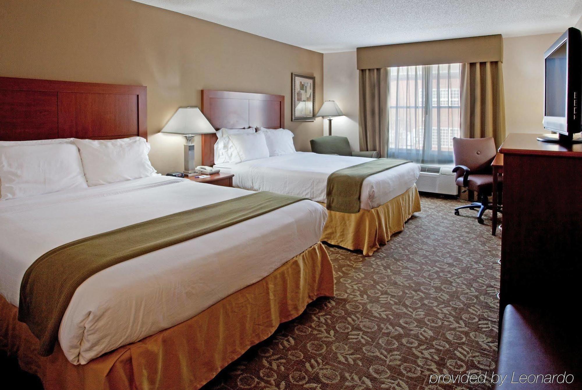 Holiday Inn Express Chapel Hill By Ihg Extérieur photo
