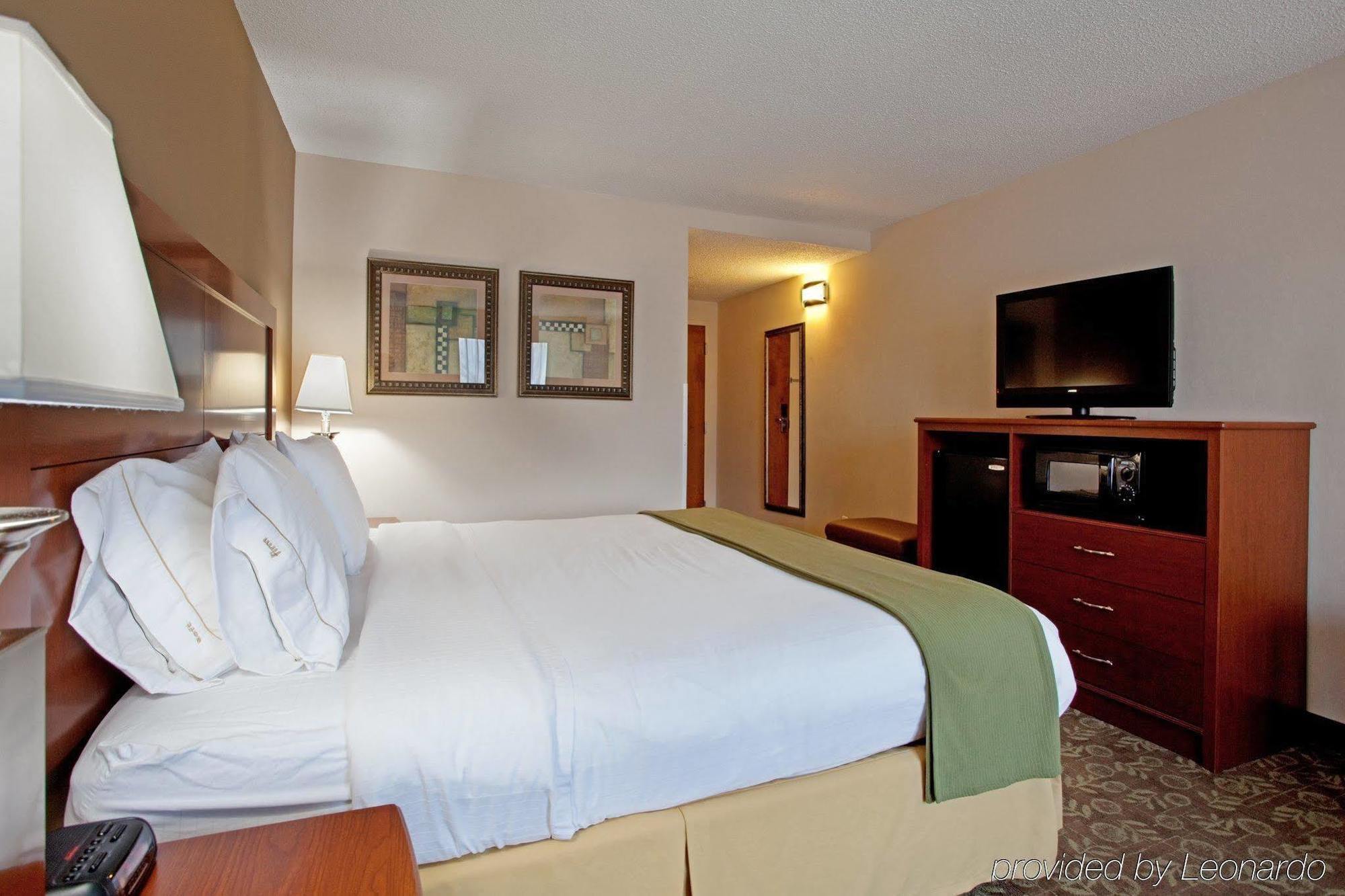 Holiday Inn Express Chapel Hill By Ihg Extérieur photo