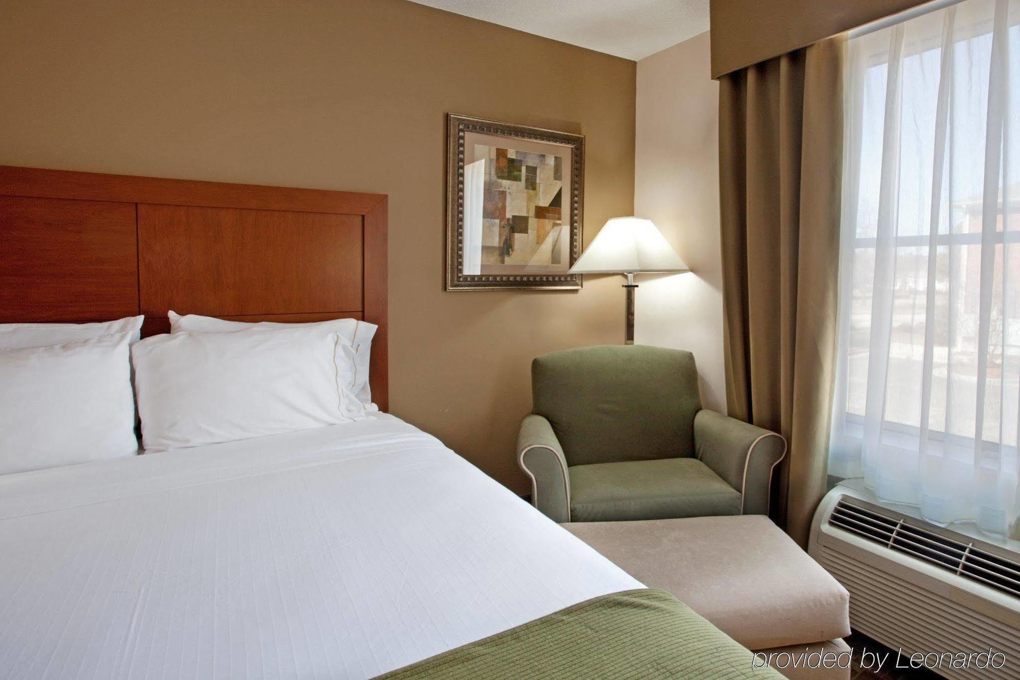 Holiday Inn Express Chapel Hill By Ihg Extérieur photo