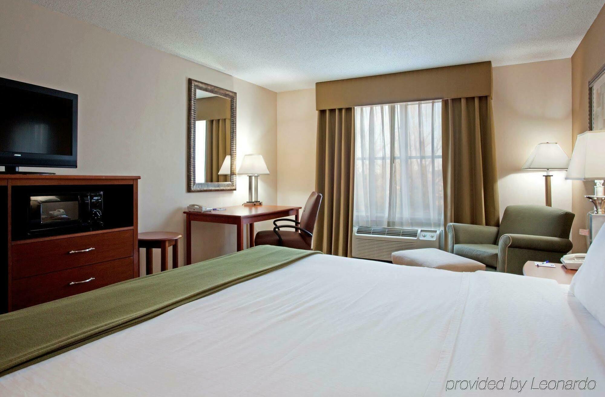 Holiday Inn Express Chapel Hill By Ihg Extérieur photo