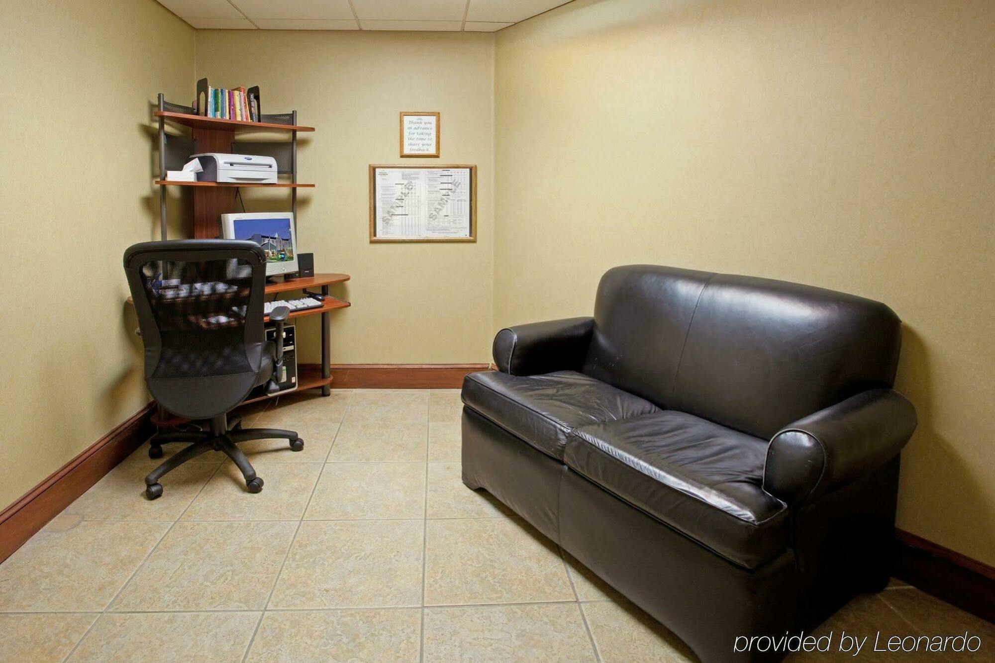 Holiday Inn Express Chapel Hill By Ihg Facilités photo